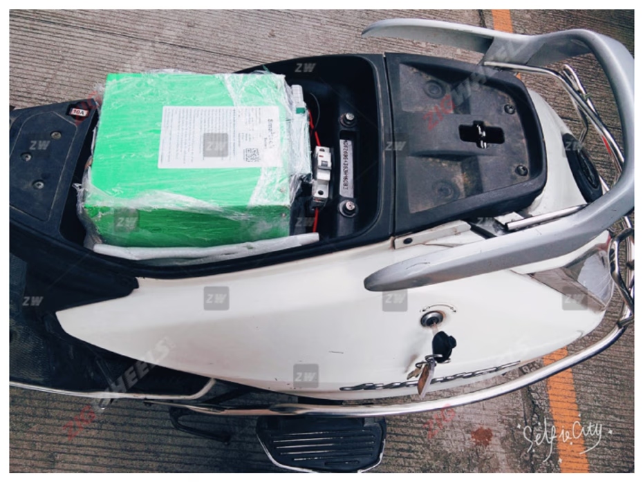 Removable 1.5kWh Lithium Ferro Phosphate battery